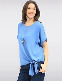 Haut à Manches Courtes Texturé Noué Sur le Devant Avec Collier par Froccella
