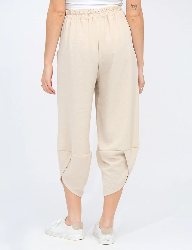 Pantalon Ballon Taille Élastique et Ourlet Asymétrique avec Poches par Froccella