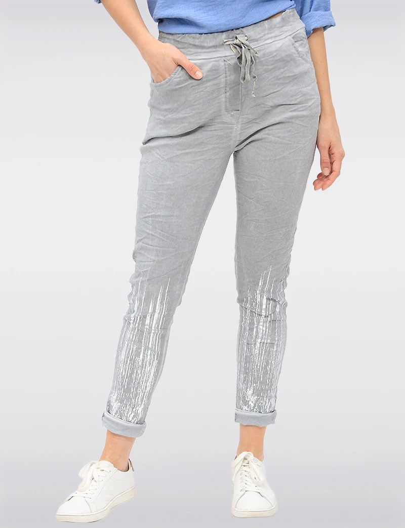 Pantalon Ajusté Froissé à Taille Réglable & Détails Métallisés par Froccella