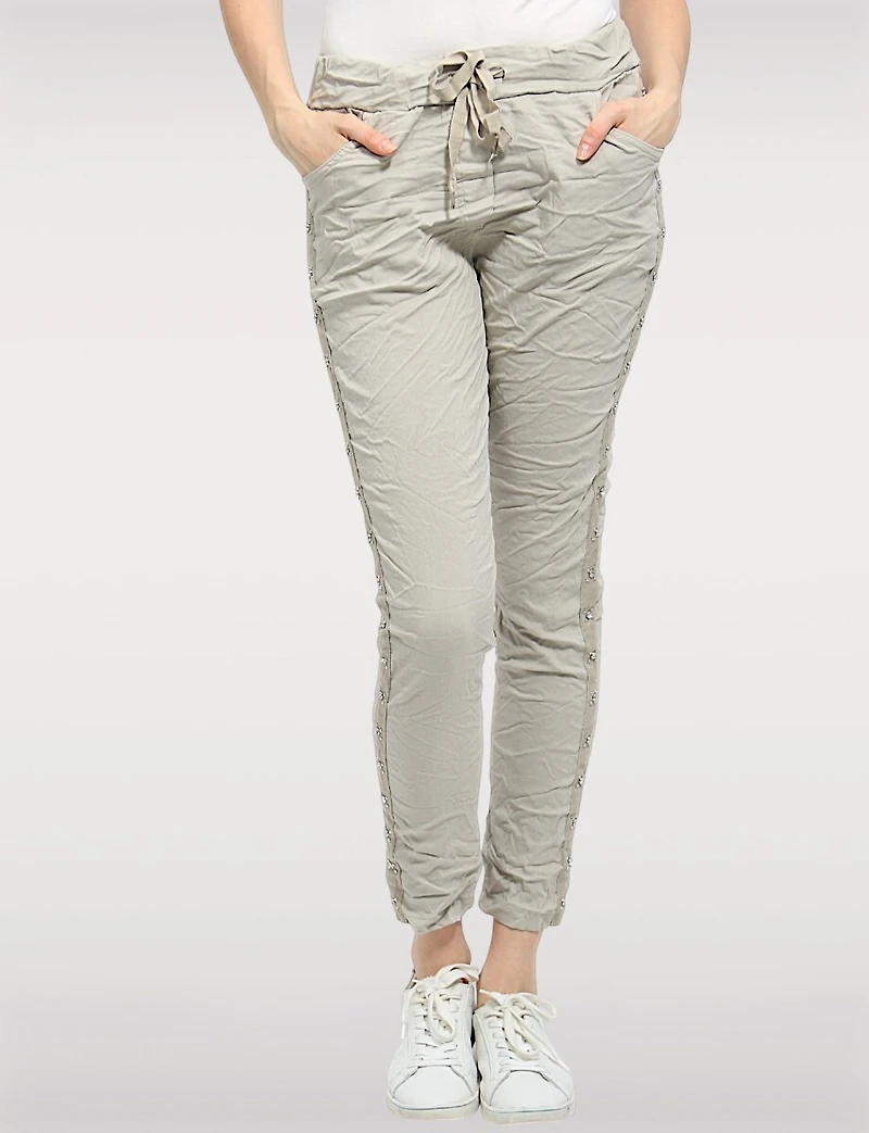 Pantalon Froissé Extensible Ajusté avec Taille Ajustable et Strass par Froccella