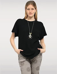 Pull Doux à Manches Courtes Col Rond Ourlet Arrondi & Collier par Froccella