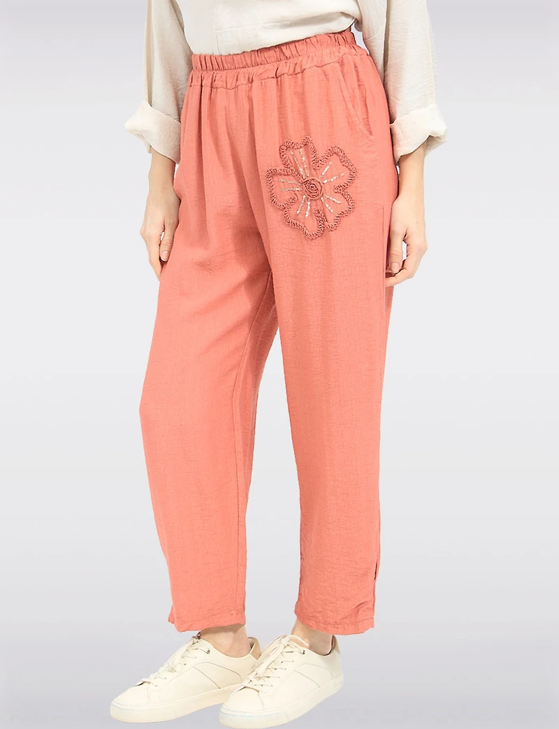 Pantalon Léger Taille Élastique avec Applique de Fleurs & Poches par Froccella