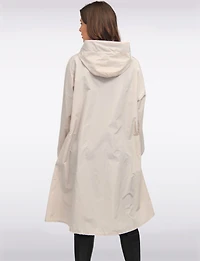 Veste Coupe Ample Longue Ultra-légère À Capuche Et Cordon en Ruban Par Froccella