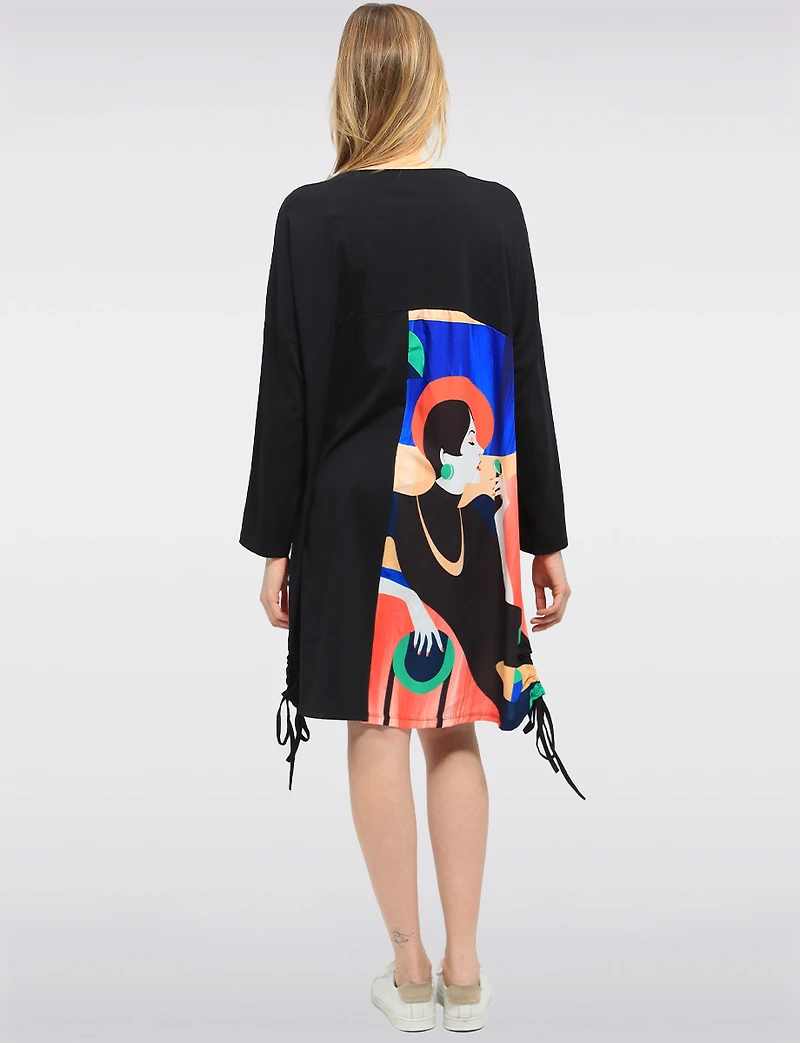 Robe T-shirt À Manches Longues, Col Rond Et Imprimé Multicolore Par Froccella