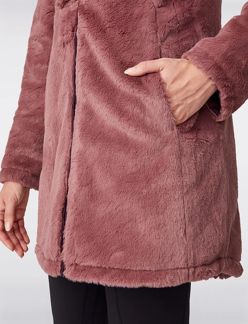 Manteau Matelassé Réversible avec Capuche en Fausse Fourrure par Free Country