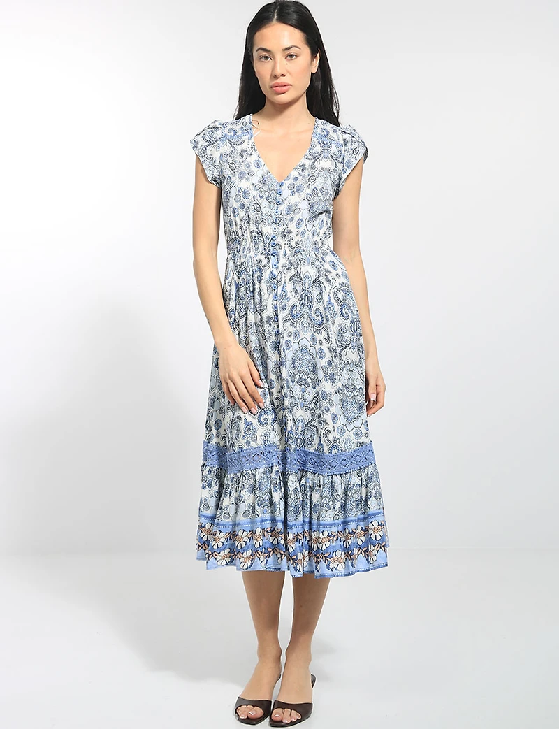 Robe Longue Évasée Imprimée À Manches Courtes Et Boutonnée Par Stella Morgan