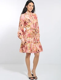 Robe Floral Col Officier Boutonnée Ceinturée À Manches Longues Par Stella Morgan