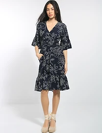Robe Évasée Mi-longue À Imprimé Floral Pois Manches Courtes Par Stella Morgan