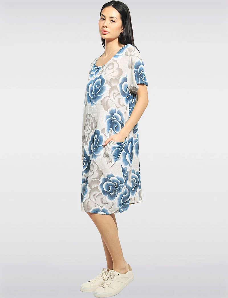 Robe Coton Longueur Genou Imprimé Roses Artistique Poches Plaquées par Froccella