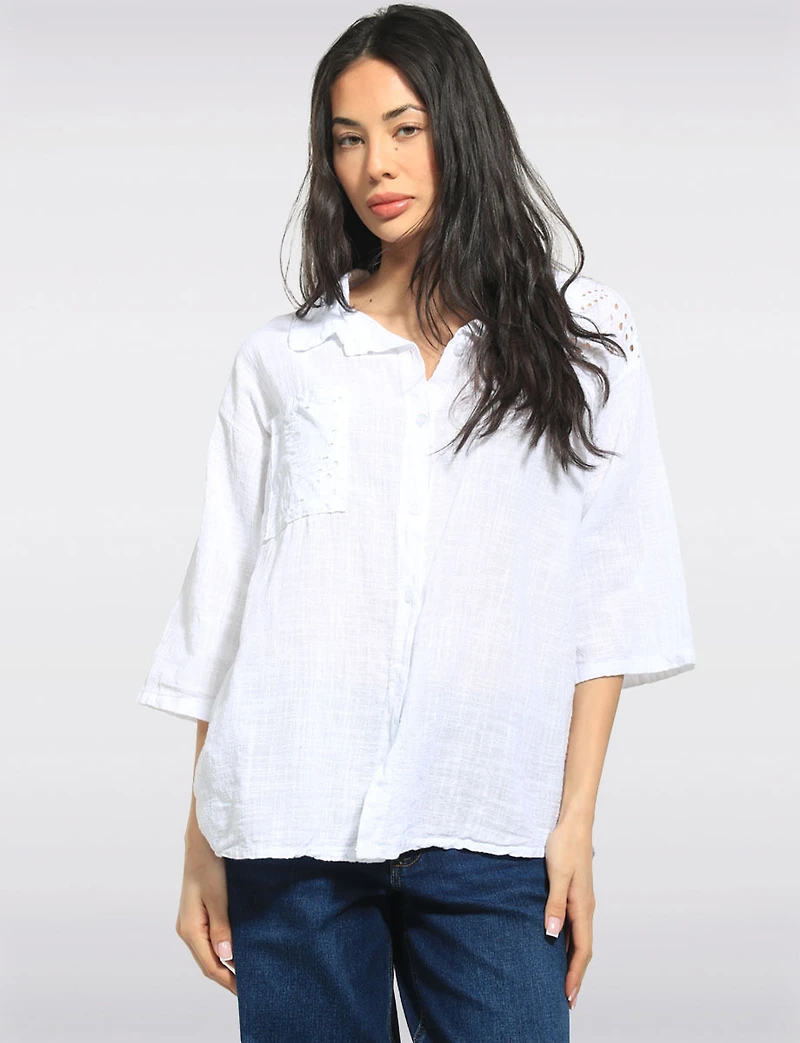 Chemise Broderie Œillet Boutonnée Manches 3/4 Ourlet Asymétrique par Froccella