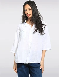 Chemise Broderie Œillet Boutonnée Manches 3/4 Ourlet Asymétrique par Froccella