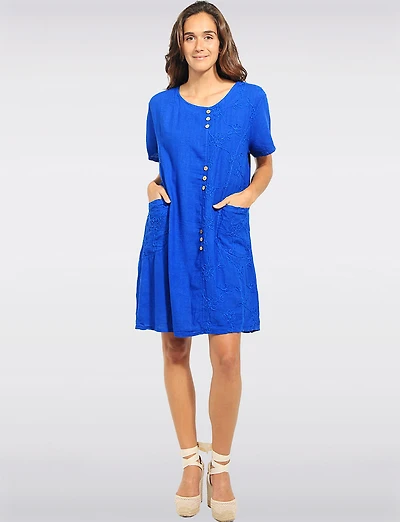 Robe À Manches Courtes en Lin Brodé Coupe Droite Avec Boutons Par Froccella