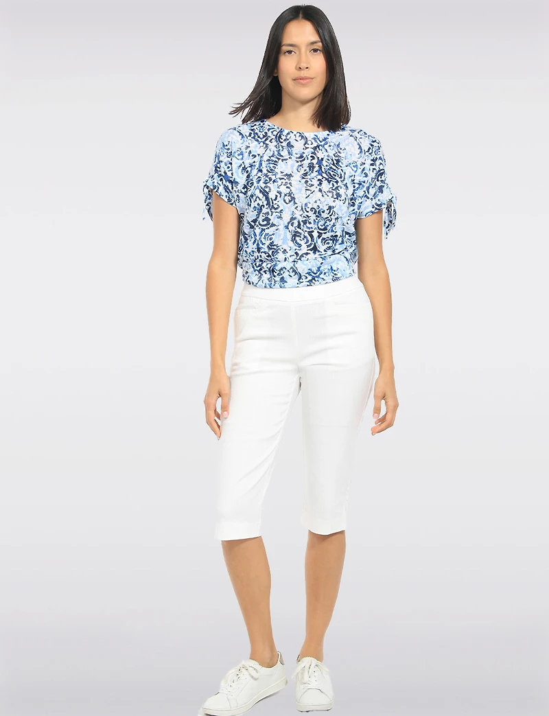 Capri Blanc Coupe Ajustée Extensible avec Deux Poches et Ourlet Boutonné