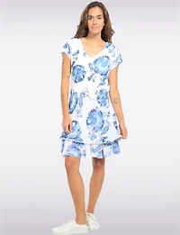 Robe Ajustée À Motif Floral Col V Manches Courtes Deux Niveaux Par Froccella
