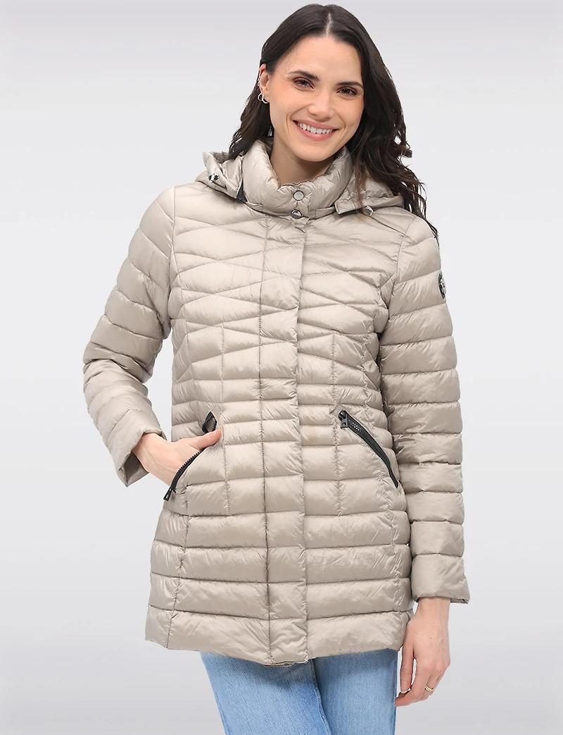 Veste Légère Cornelia Doudoune Matelassée Longue Capuche Amovible Vegan par Saki