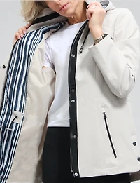 Manteau Végan Breathe-Tech® Softshell avec Capuche Amovible par Saki