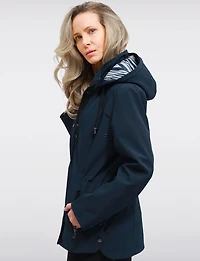 Manteau Végan Breathe-Tech® Softshell avec Capuche Amovible par Saki