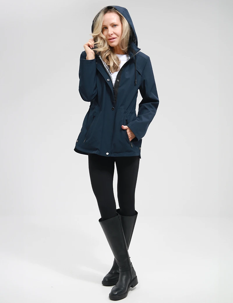 Manteau Végan Breathe-Tech® Softshell avec Capuche Amovible par Saki