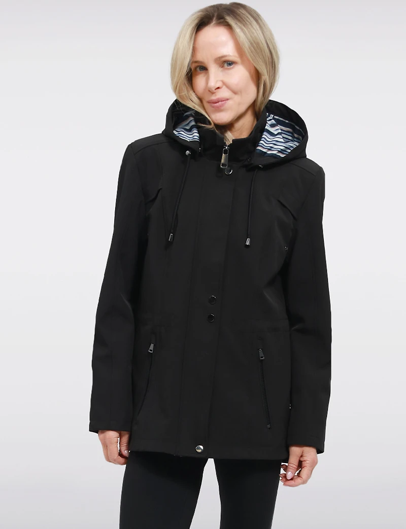Manteau Végan Breathe-Tech® Softshell avec Capuche Amovible par Saki