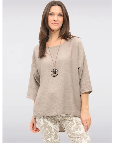 Haut Fluide à Ourlet Asymétrique Manches 3/4 Col Rond et Collier par Froccella