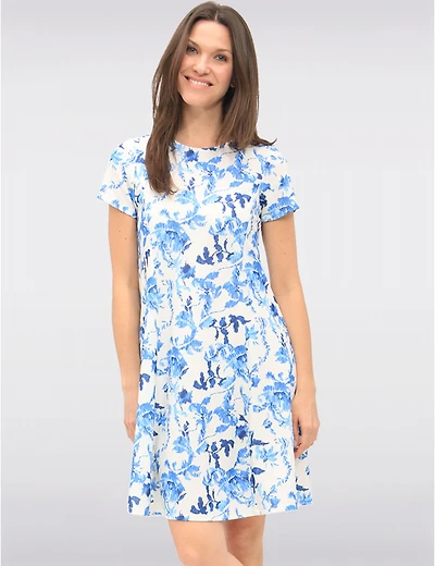 Robe Florale Mi-Longue par Vamp