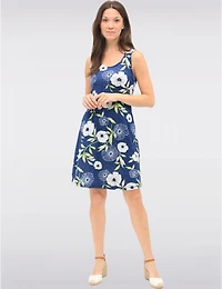 Manteaux | La maison du manteau au Québec Robe Sans Manches À Col Dégagée Avec Imprimé Floral Et Denim Par Amani Couture