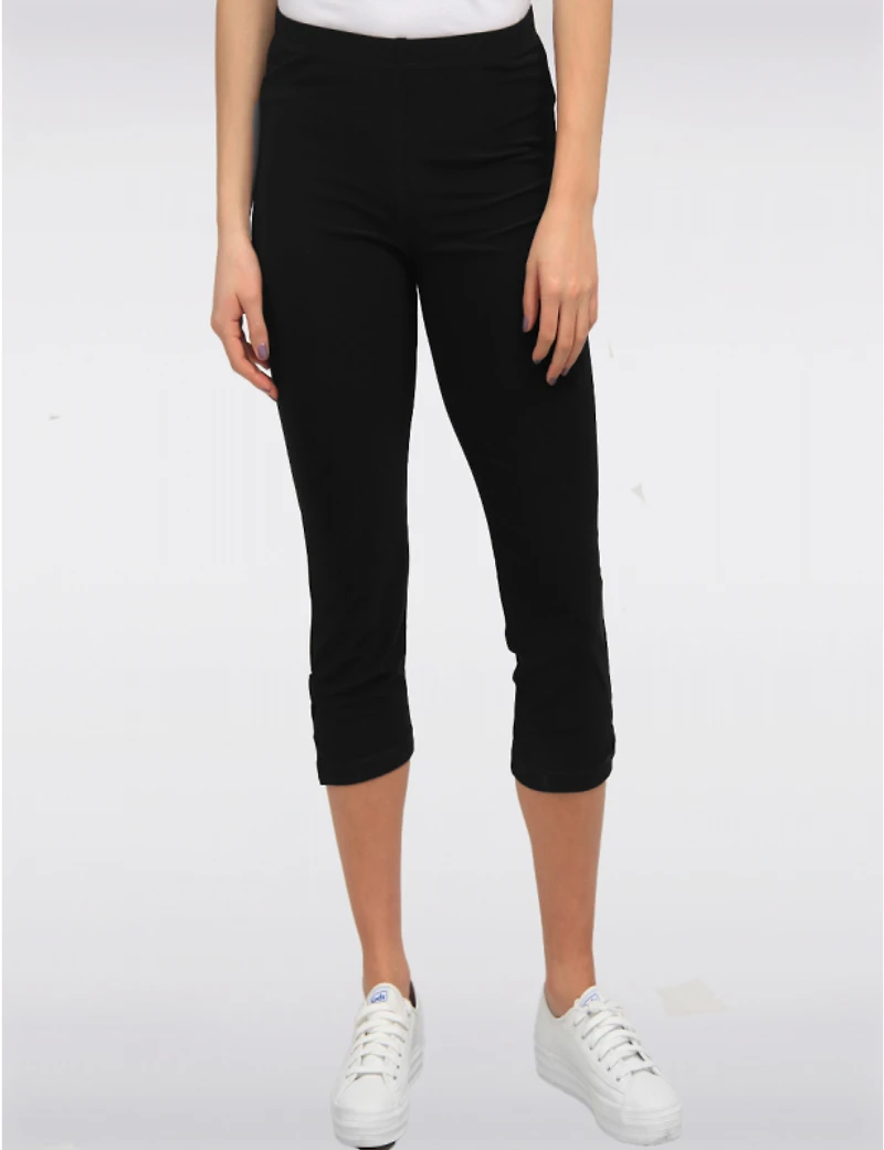 Manteaux Manteaux | La maison du manteau au Québec Legging Capri À Taille Élastique & Fentes Latérales Boutonnées par Amani Couture