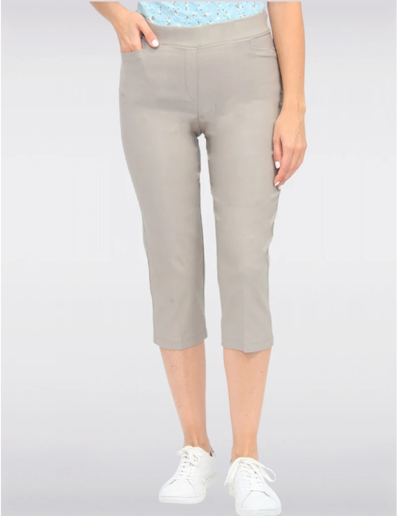 Manteaux | La maison du manteau au Québec Capris À Taille Haute Avec Deux Poches Carrées Sur Le Devant Par Amani Couture
