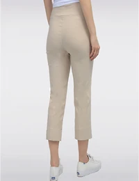 Manteaux | La maison du manteau au Québec Capris Chic À Coupe Droite Extensible Et Ceinture Élastique Par Amani Couture