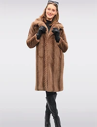 Manteau Droit en Fausse Fourrure Ultra-douce À Motif Chevrons Par Spanner