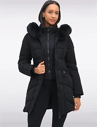 Doudoune Eco-down À Capuche Et Détail La Taille en Cuir Vegan Par Point Zero