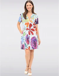 Manteaux Manteaux | La maison du manteau au Québec Robe Chic à Imprimé Floral Col en V Pli Frontal et Poches par Claire Desjardins