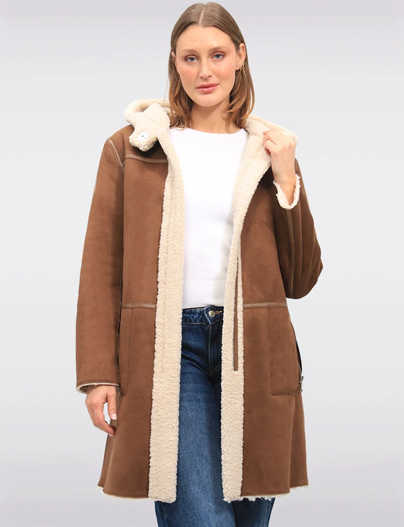 Manteau Réversible À Capuche en Faux Daim Et Sherpa Doux Par Saki