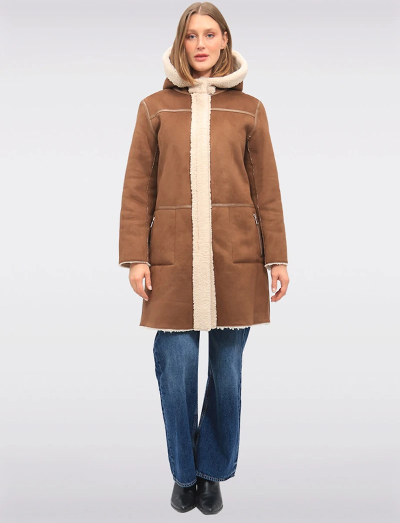 Manteau Réversible À Capuche en Faux Daim Et Sherpa Doux Par Saki
