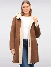 Manteau Réversible À Capuche en Faux Daim Et Sherpa Doux Par Saki