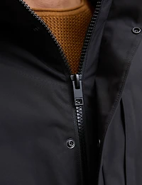 Manteaux | La maison du manteau au Québec Veste Courte Légère à Capuche avec Finition Déperlante Hommes par Jack & Jones