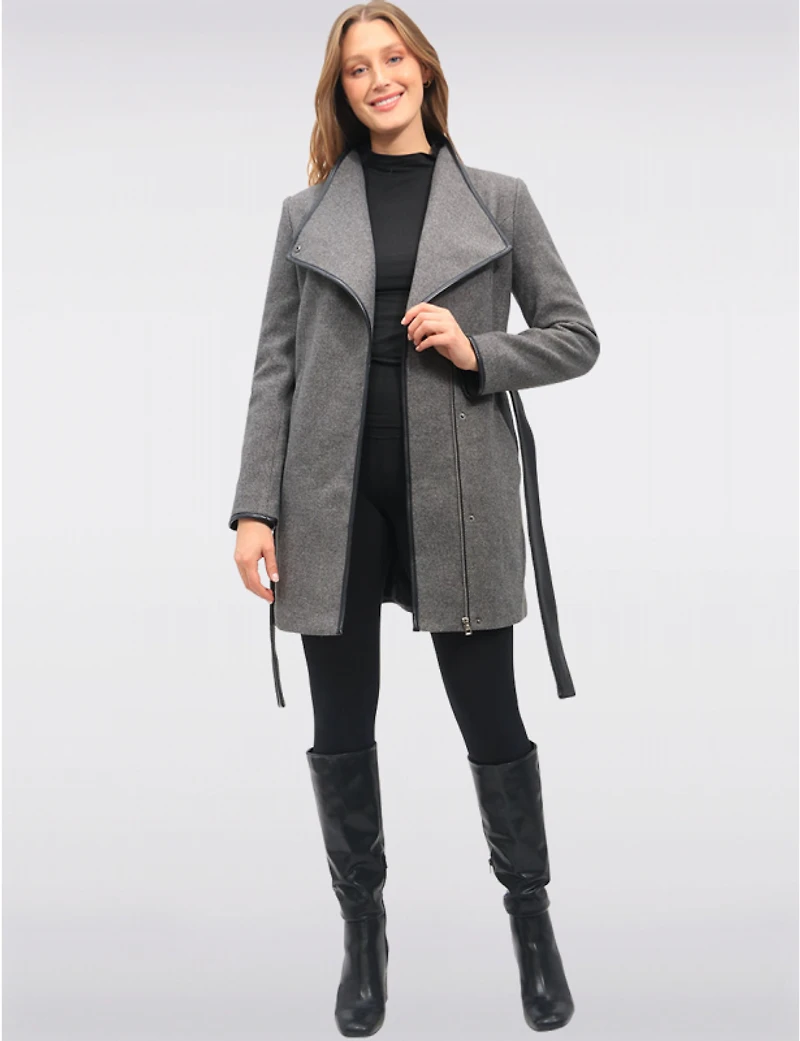 Manteau Ceinturé Celine Chic par Saki