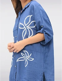 Manteaux | La maison du manteau au Québec Blouse Asymétrique à Boutons avec Appliqué Floral et Manches 3/4 par Froccella