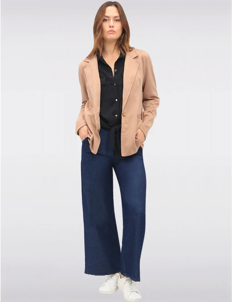 Manteaux | La maison du manteau au Québec Blazer Elegant à Coupe Ajustée Revers Cranté & Poches Passepoilées par Froccella