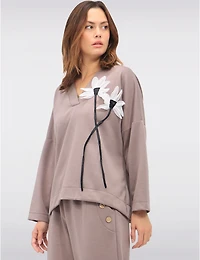 Manteaux Manteaux | La maison du manteau au Québec Pull Col V avec Appliqué Floral Fronces aux Ourlets & aux Manches par Froccella