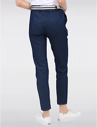 Manteaux | La maison du manteau au Québec Pantalon Denim Ajusté en Coton Extensible avec Ceinture Amovible par Froccella