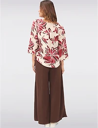Manteaux Manteaux | La maison du manteau au Québec Haut à Fleurs avec Encolure Fendue Manches 3/4 et Détail Bouton par Froccella