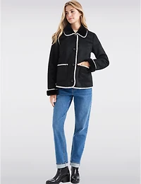 Manteaux | La maison du Manteau au Québec Court À Bordures Blanches en Fausse Suède Fourrure Par Ellen Tracy