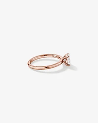 Bague de fiançailles solitaire ovale en diamant cultivé en laboratoire TW de 0,70 carat en or rose 14 carats