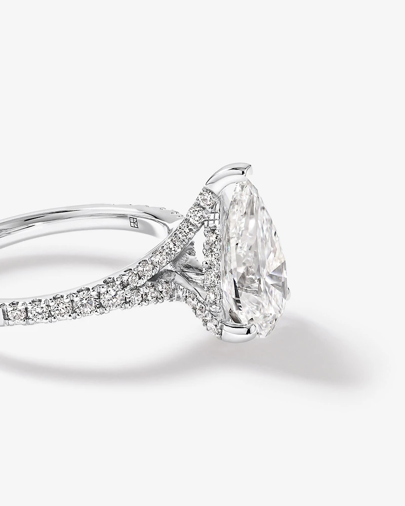 Bague de fiançailles en or blanc 18 carats avec diamant de laboratoire taille poire de 3,50 carats