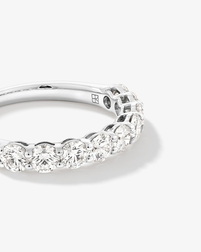 Bague De Mariage En Diamant De Laboratoire Rond Brillant De 1,30 Carat Poids Total En Or Blanc 14 Carats