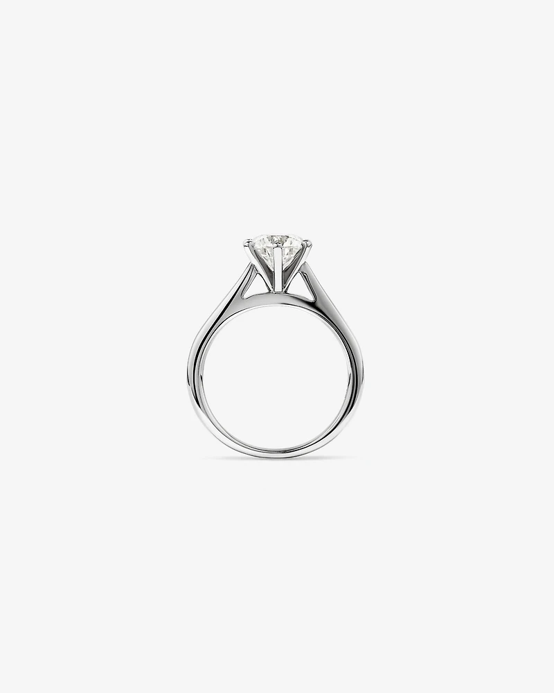 Bague en or blanc 14 K à diamant totalisant 1,5 ct