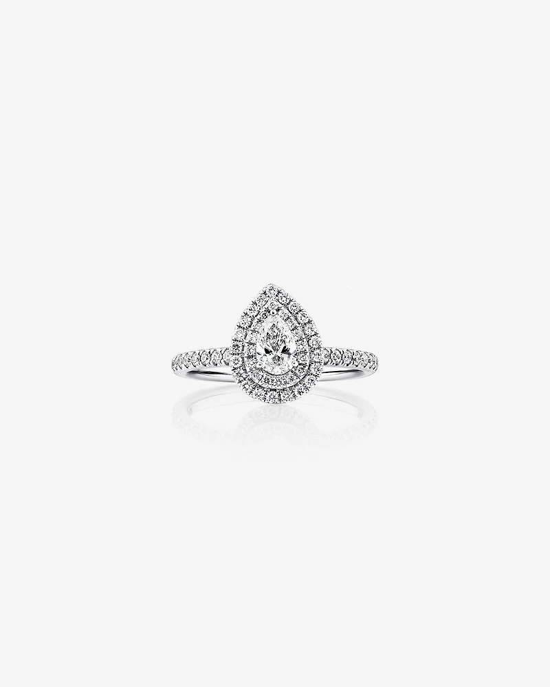 Bague à halo double en or blanc 18 K à diamants totalisant 0,71 ct