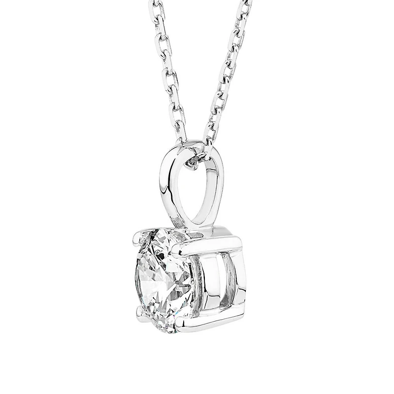 0,50 Carat TW Collier solitaire diamant sans défaut en or blanc 18kt