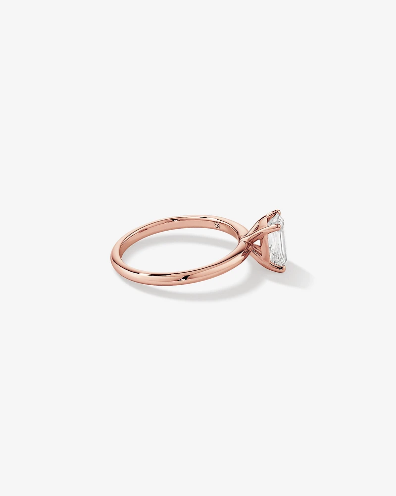 Bague de fiançailles solitaire en diamant cultivé en laboratoire TW taille émeraude de 1,25 carat en or rose 14 carats